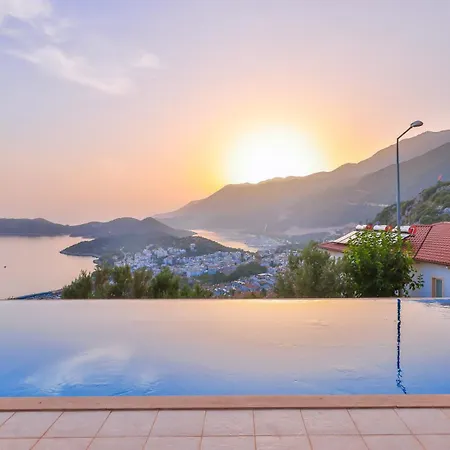 Ambassador Penthouse * Kaş