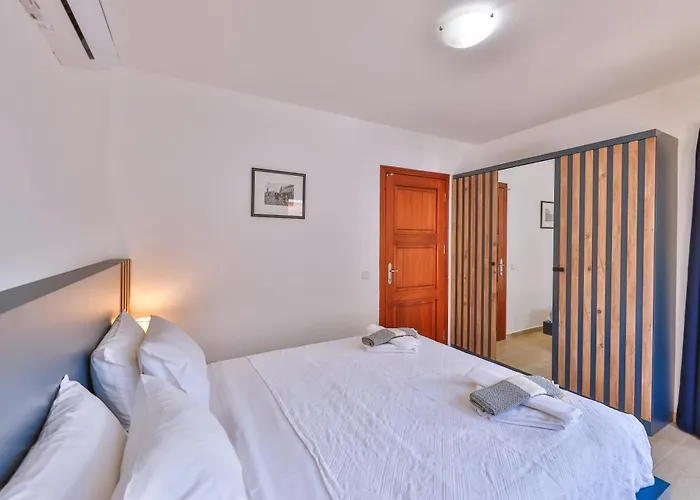 Ambassador Penthouse *