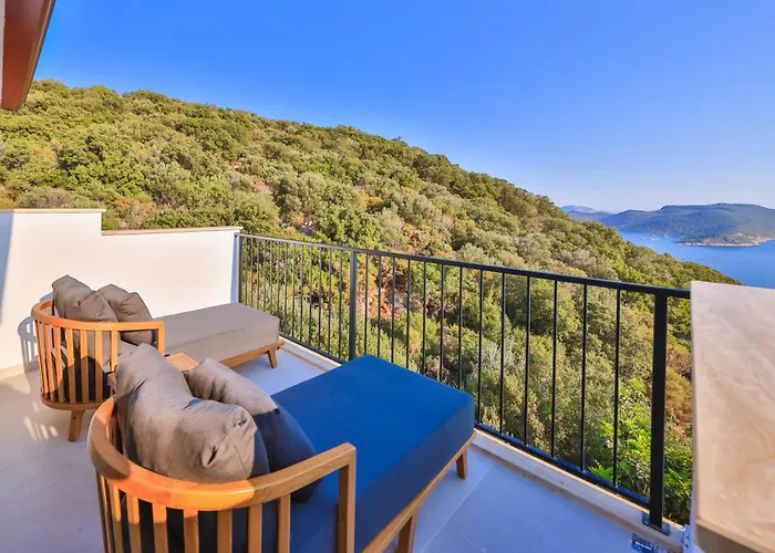 Ambassador Penthouse Κας